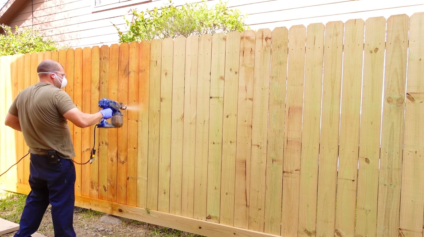 Fence repair and replacement services in Yuma
